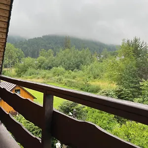 https://dom-gocinny-u-leona.zakopanehotels.org